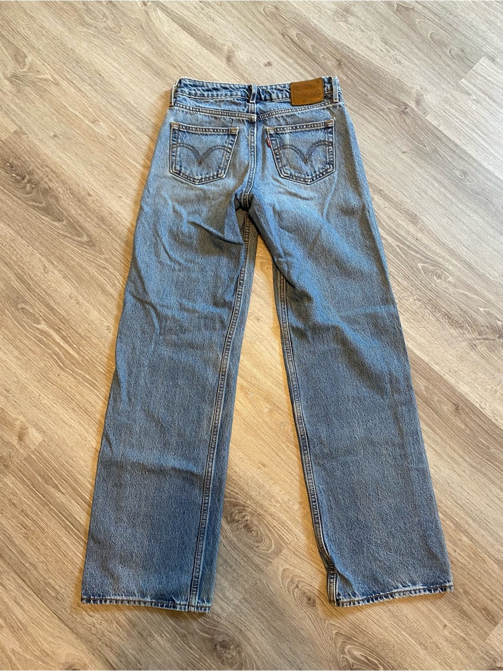 Levi's low loose jeans